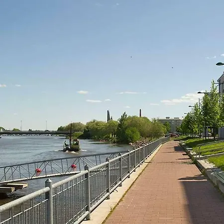 Riverside-makasiiniranta Pori